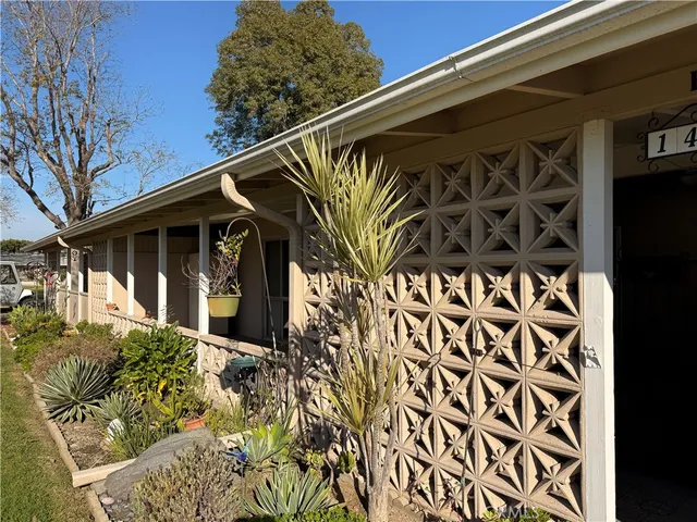 $319,000 | 1321 Prestwick Road, Unit 147K, Seal Beach, CA 90740