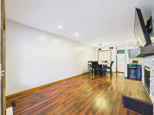 $240,000 | 1853 Riverwood Drive, Unit 4, Burnsville, MN 55337