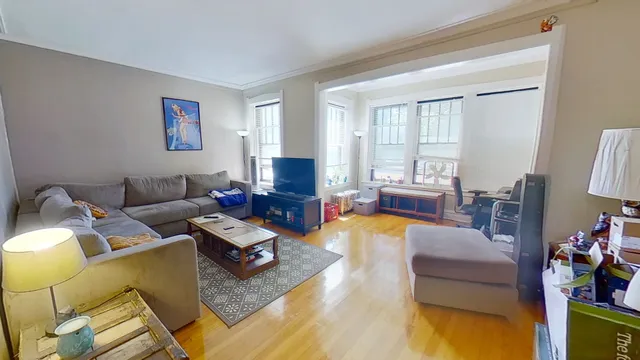 $1,745 | 801 Monroe Street, Unit 1, Evanston, IL 60202