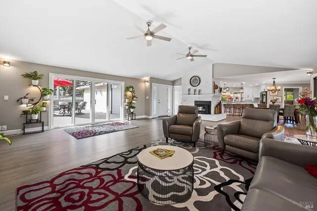 $2,495,000 | 789 Pleasant Hill Road, Sebastopol, CA 95472