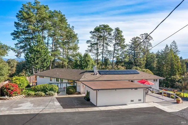 $2,495,000 | 789 Pleasant Hill Road, Sebastopol, CA 95472