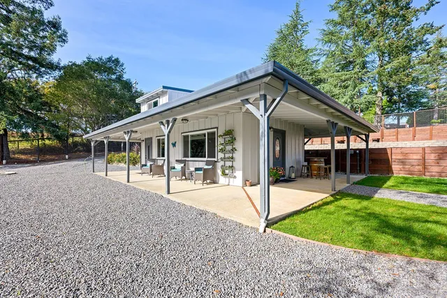 $2,495,000 | 789 Pleasant Hill Road, Sebastopol, CA 95472