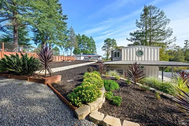 $2,495,000 | 789 Pleasant Hill Road, Sebastopol, CA 95472