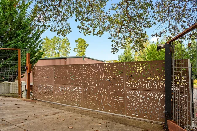 $2,495,000 | 789 Pleasant Hill Road, Sebastopol, CA 95472