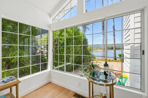 $1,799,000 | 35 Caribe Isle, Novato, CA 94949
