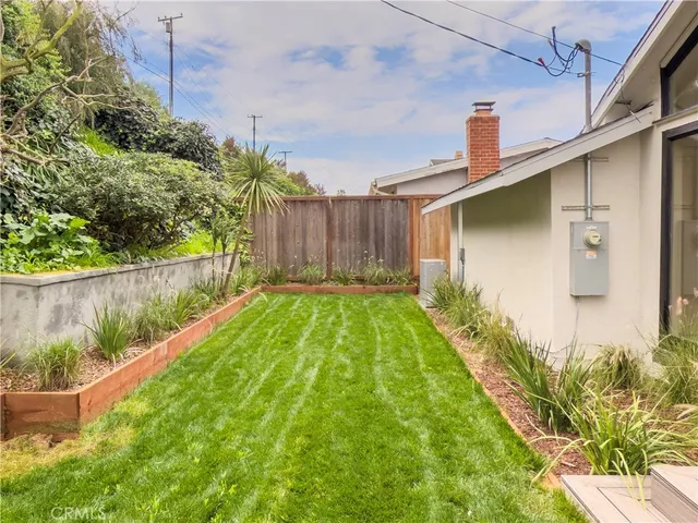 $7,000 | 5506 Calle De Ricardo, Torrance, CA 90505