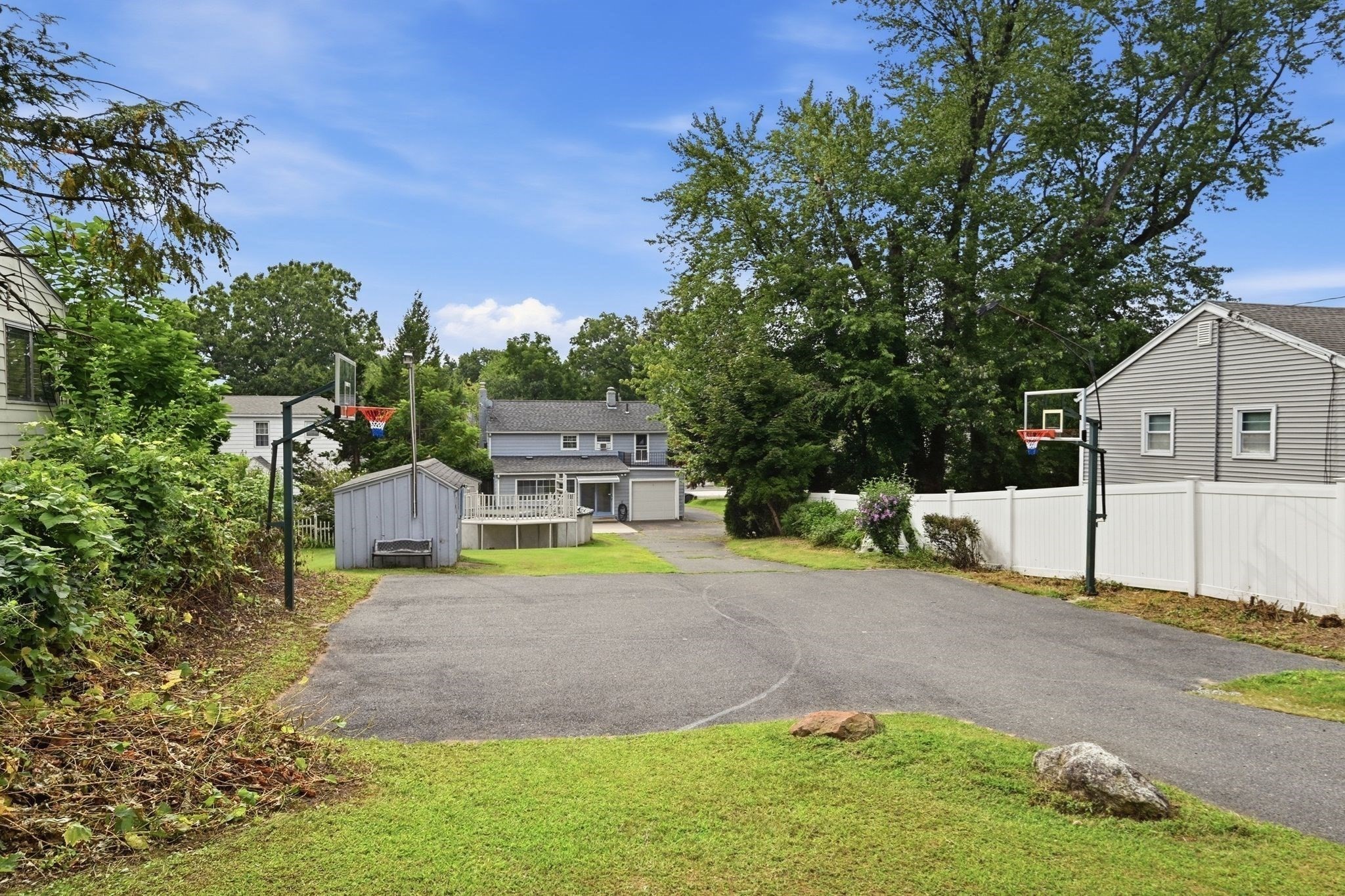 89 Abbott Street Springfield, MA 01118 - Photo 40 of 41 Gallery Image 40