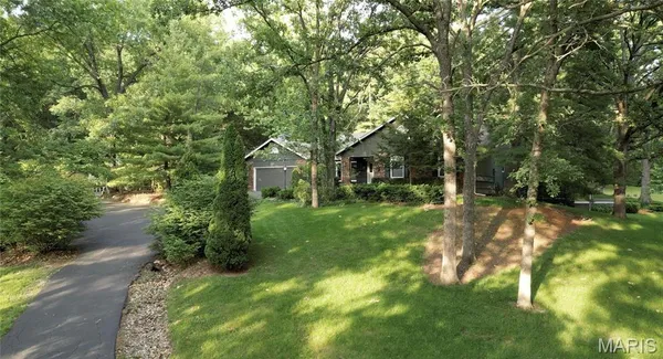 $479,000 | 12103 Pike 9162, Louisiana, MO 63353