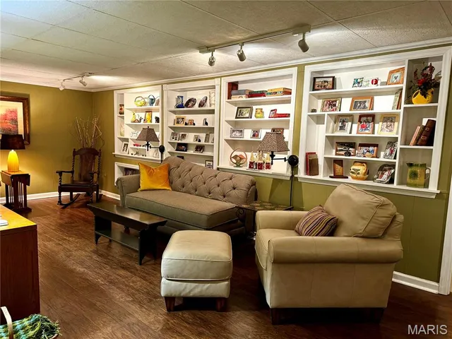 $479,000 | 12103 Pike 9162, Louisiana, MO 63353