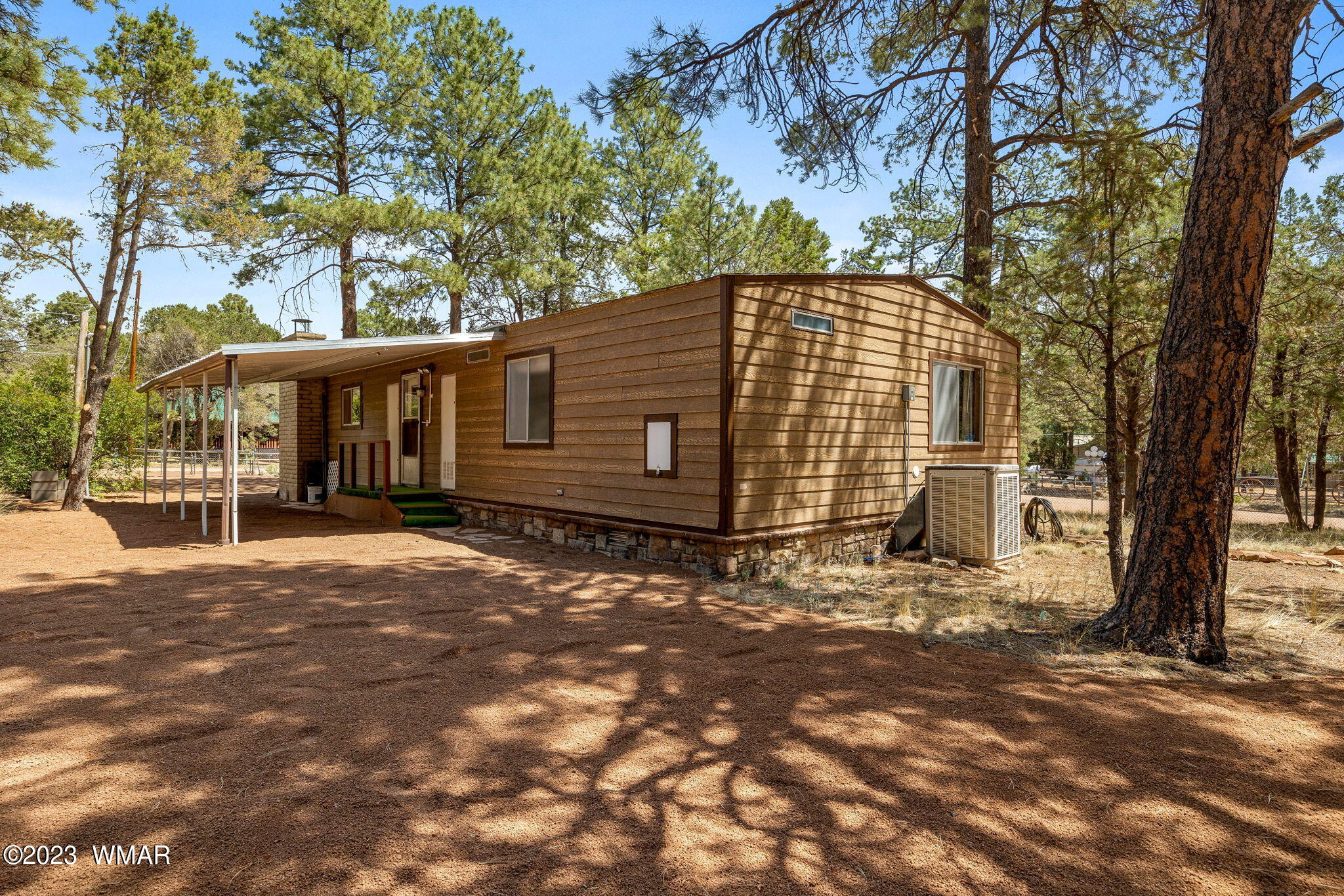 2153 Cottontail Road Overgaard, AZ 85933 - Photo 19 of 33