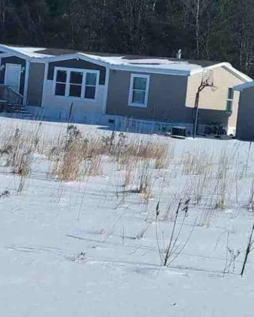 $173,800 | 50 Maizefield Drive, Highgate, VT 05459