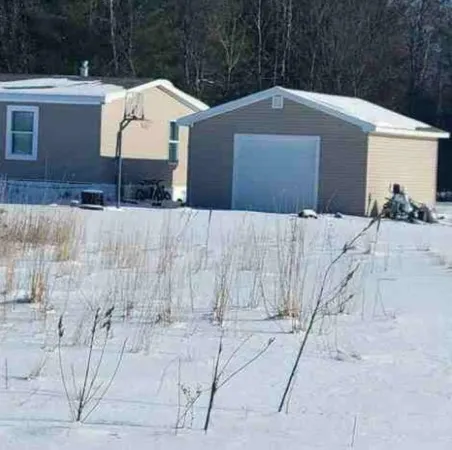 $173,800 | 50 Maizefield Drive, Highgate, VT 05459