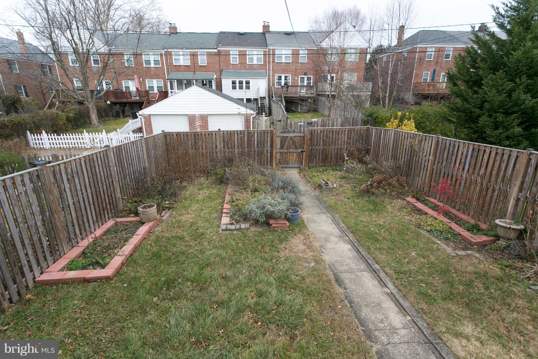 126 Overbrook Road Baltimore, MD 21212 - Photo 22 of 22 Exterior (Rear)Please excuse the winter blahs!