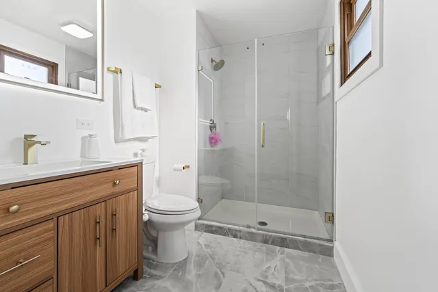 $334,900 | 16411 Oxford Drive, Tinley Park, IL 60477