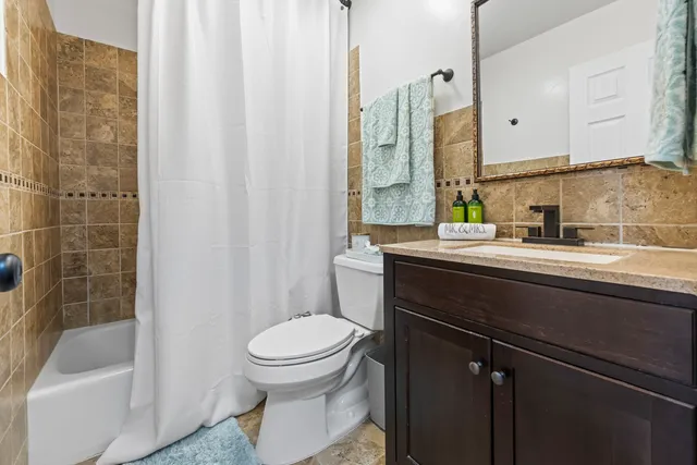 $334,900 | 16411 Oxford Drive, Tinley Park, IL 60477