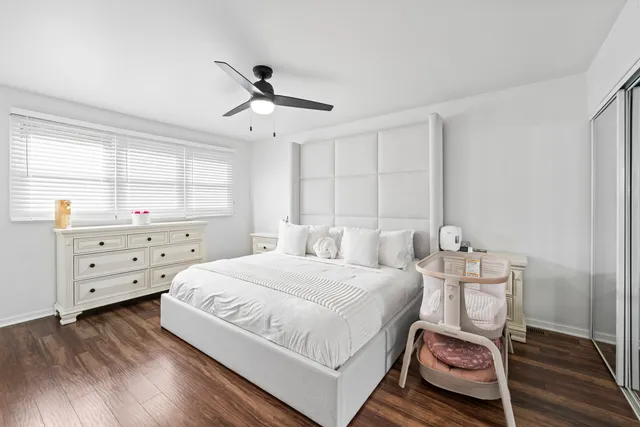 $334,900 | 16411 Oxford Drive, Tinley Park, IL 60477