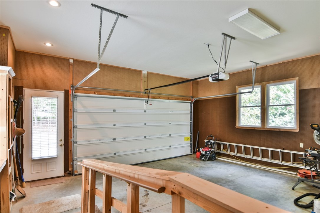 212 Wynmere Way Seneca, SC 29672 - Photo 26 of 46 Gallery Image 26