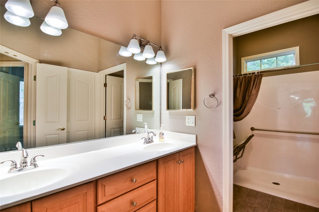 212 Wynmere Way Seneca, SC 29672 - Photo 32 of 46 Gallery Image 32