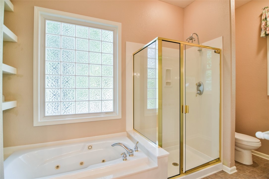 212 Wynmere Way Seneca, SC 29672 - Photo 37 of 46 Gallery Image 37