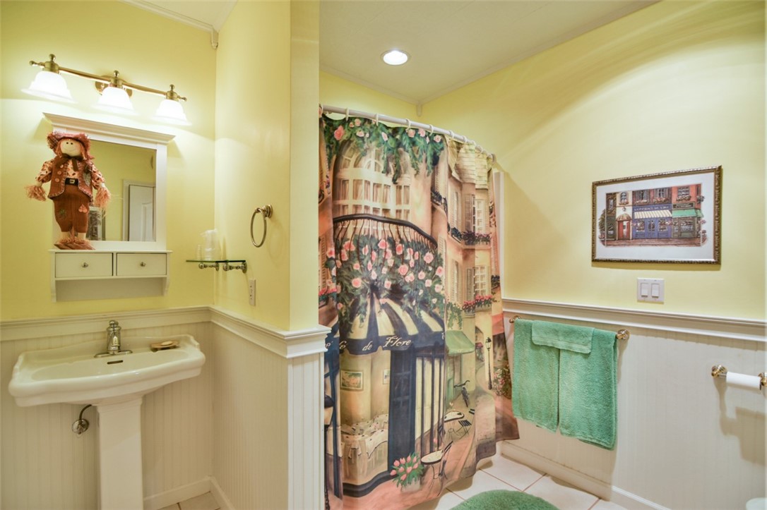212 Wynmere Way Seneca, SC 29672 - Photo 41 of 46 Gallery Image 41