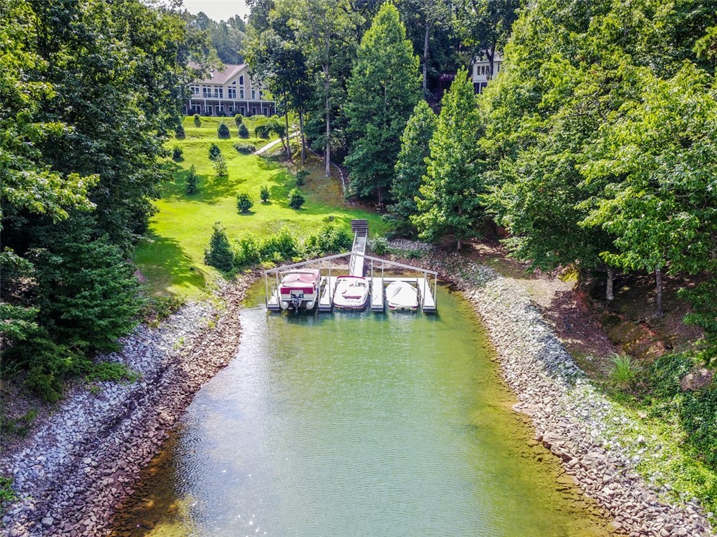 212 Wynmere Way Seneca, SC 29672 - Photo 9 of 46 Gallery Image 9