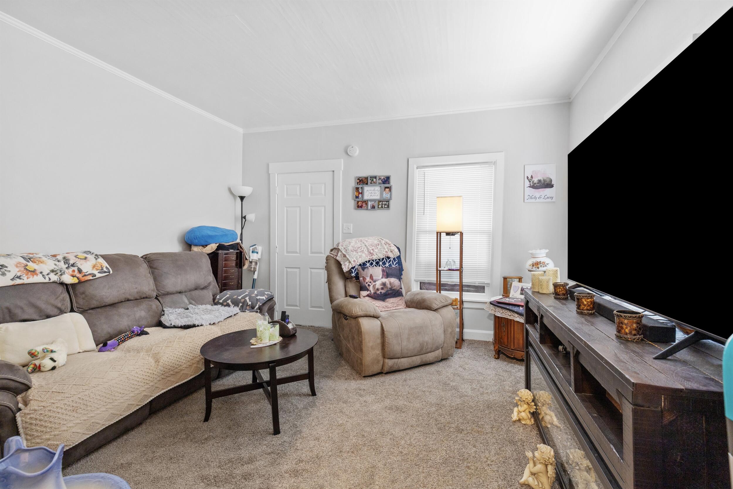 1809 Madison Street Manitowoc, WI 54220 - Photo 4 of 24 photo feb 25 2026, 11 42 51 pm