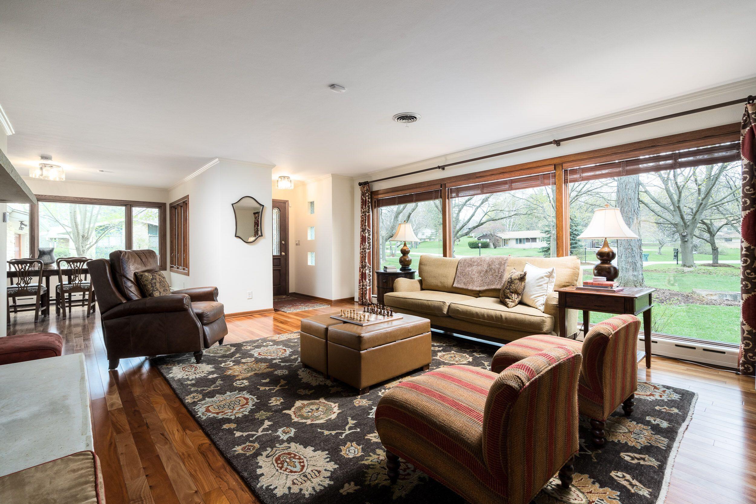 Spacious Living Room