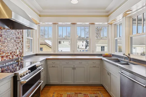 $840,000 | 1033 Portland Avenue, St. Paul, MN 55104