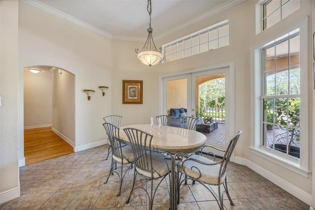 2413 Stoneview Road Orlando, FL 32806 - Photo 9 of 67 Gallery Image 9
