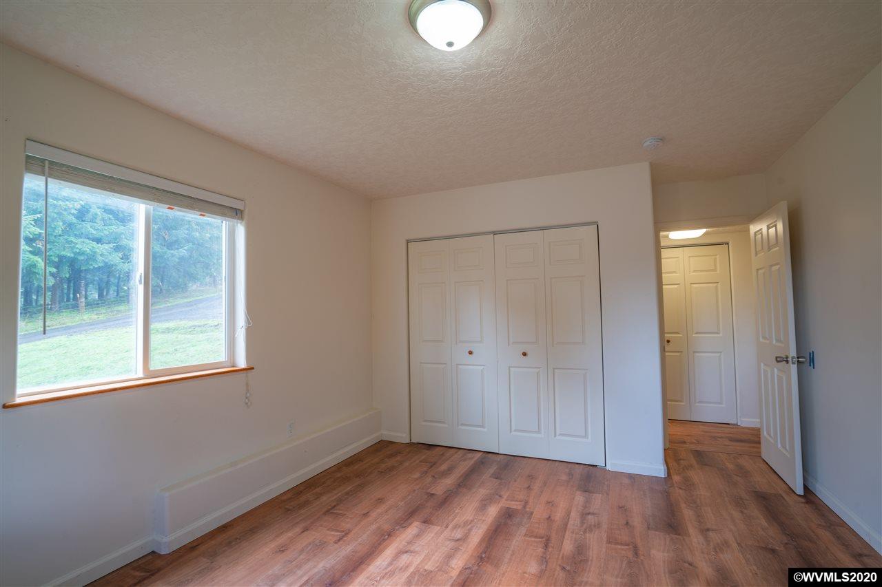 2508 Liberty Road Dallas, OR 97338 - Photo 27 of 41
