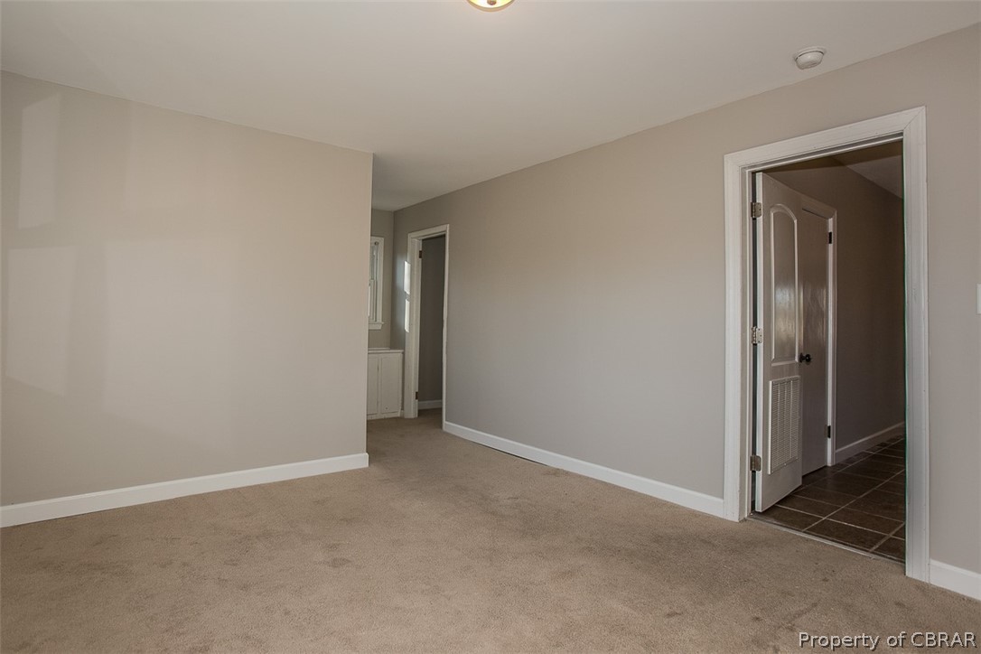 1507 Dandy Loop Road Yorktown, VA 23692 - Photo 27 of 49