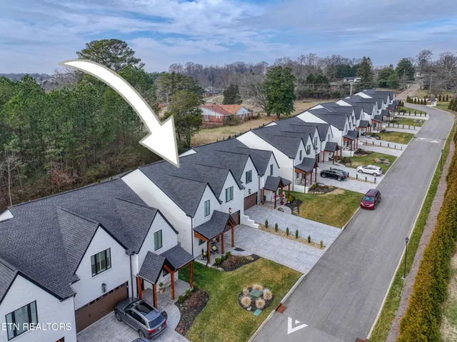 $899,900 | 545 Brunello Way, Knoxville, TN 37919