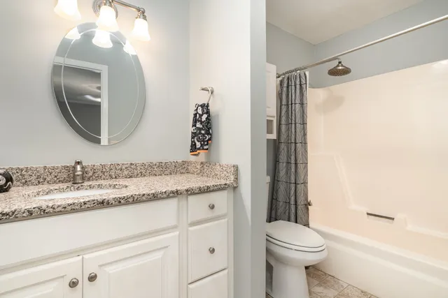 $270,000 | 4001 Anderson Road, Unit B124, Nashville, TN 37217