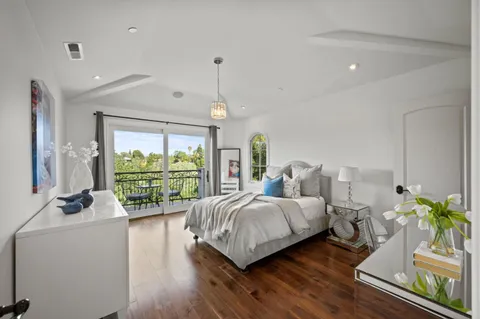 $9,500,000 | 15301 Robin Anne Lane, Monte Sereno, CA 95030