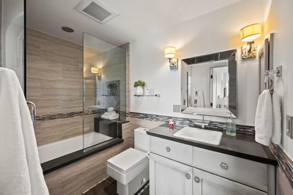 $9,500,000 | 15301 Robin Anne Lane, Monte Sereno, CA 95030