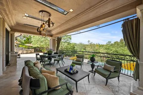 $9,500,000 | 15301 Robin Anne Lane, Monte Sereno, CA 95030