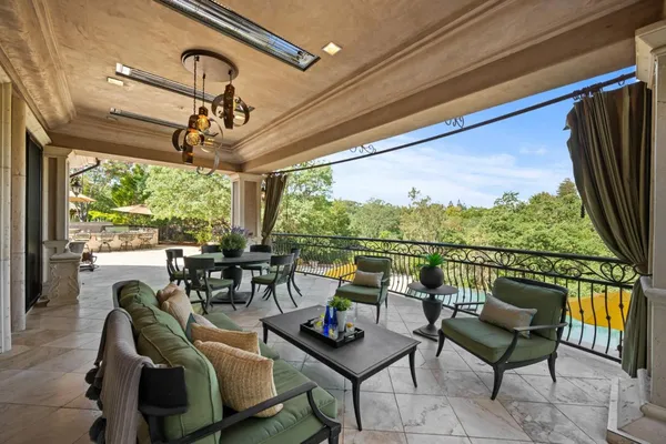 $9,500,000 | 15301 Robin Anne Lane, Monte Sereno, CA 95030
