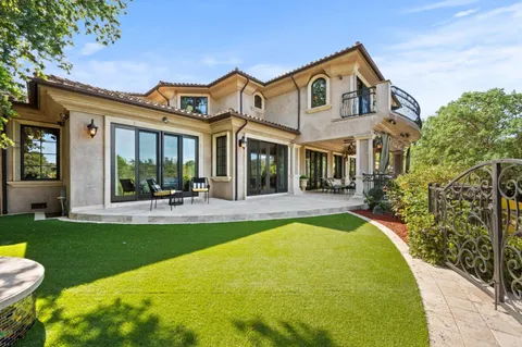 $9,500,000 | 15301 Robin Anne Lane, Monte Sereno, CA 95030