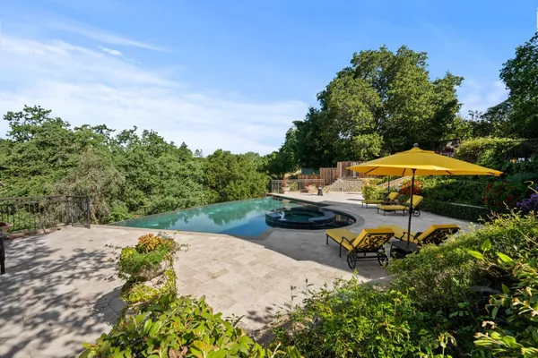 $9,500,000 | 15301 Robin Anne Lane, Monte Sereno, CA 95030