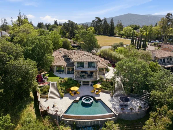 $9,500,000 | 15301 Robin Anne Lane, Monte Sereno, CA 95030