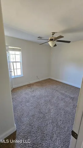 $2,025 | 3111 Village Circle, Ocean Springs, MS 39564