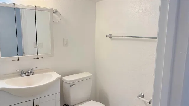 $350,000 | 406 Dunedin Avenue, Temple Terrace, FL 33617