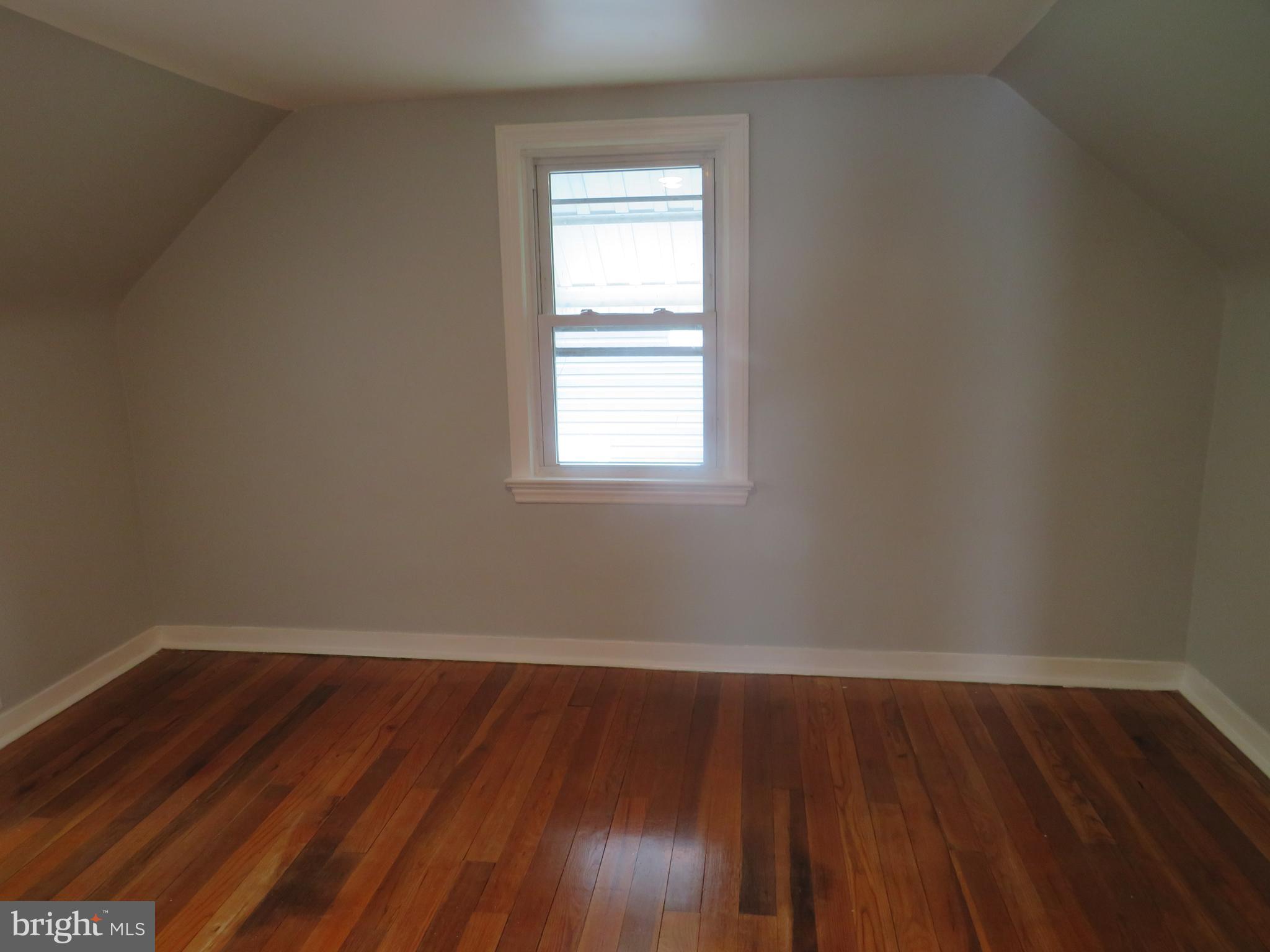 129 Central Avenue Ewing, NJ 08628 - Photo 22 of 43