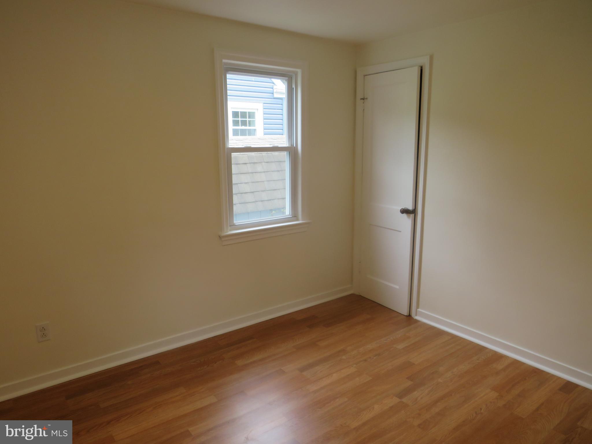 129 Central Avenue Ewing, NJ 08628 - Photo 34 of 43