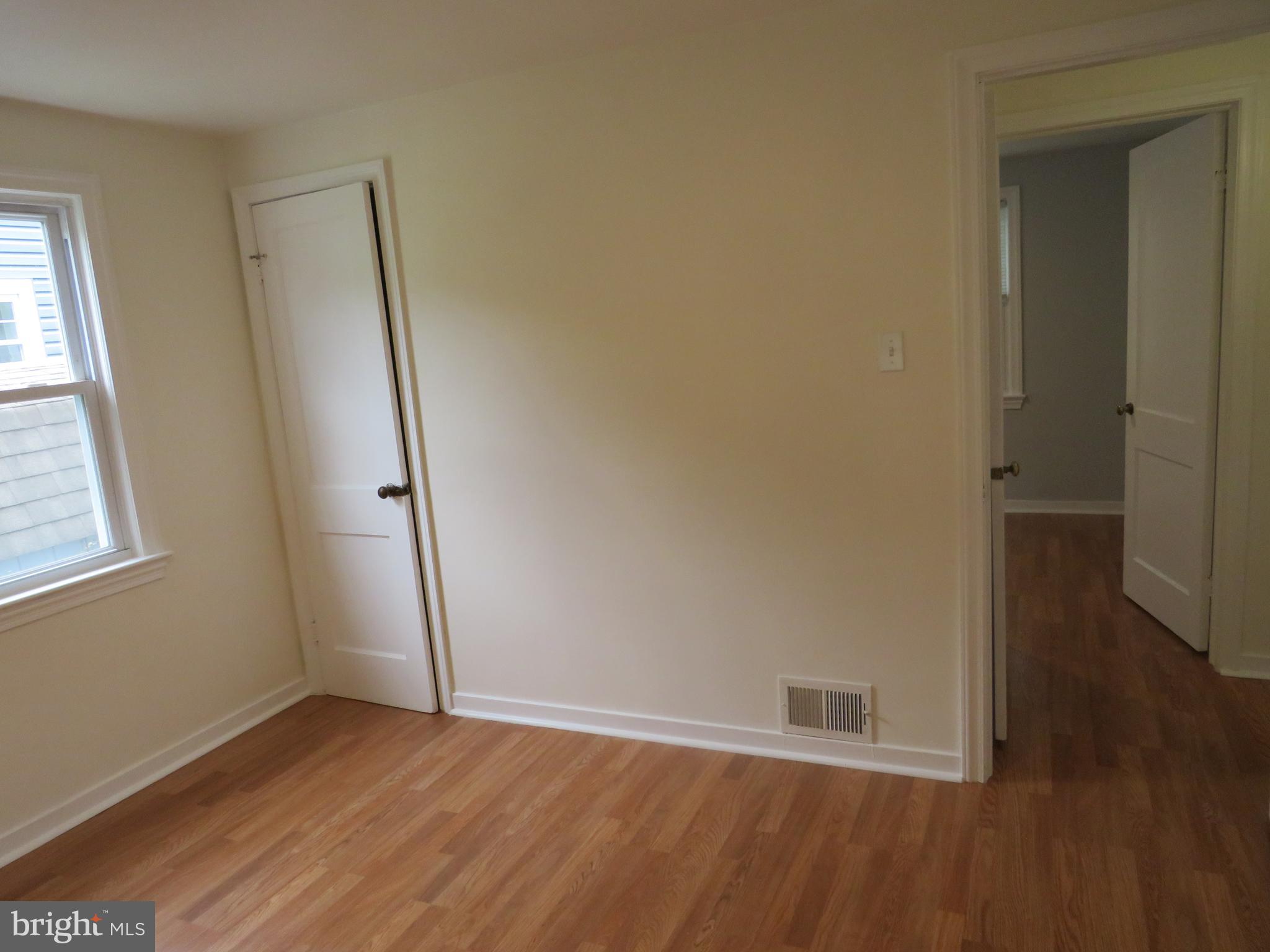 129 Central Avenue Ewing, NJ 08628 - Photo 35 of 43