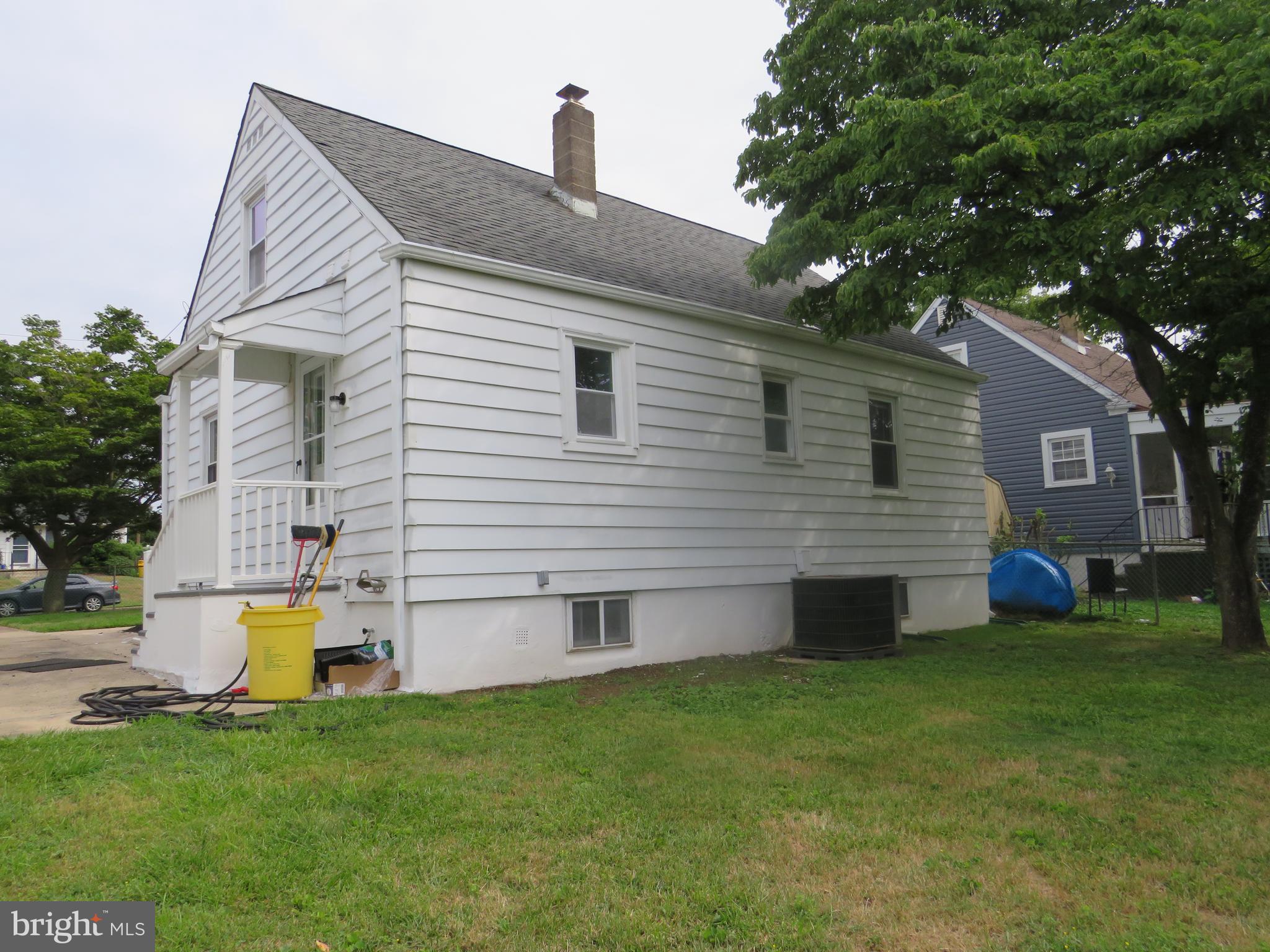 129 Central Avenue Ewing, NJ 08628 - Photo 4 of 43