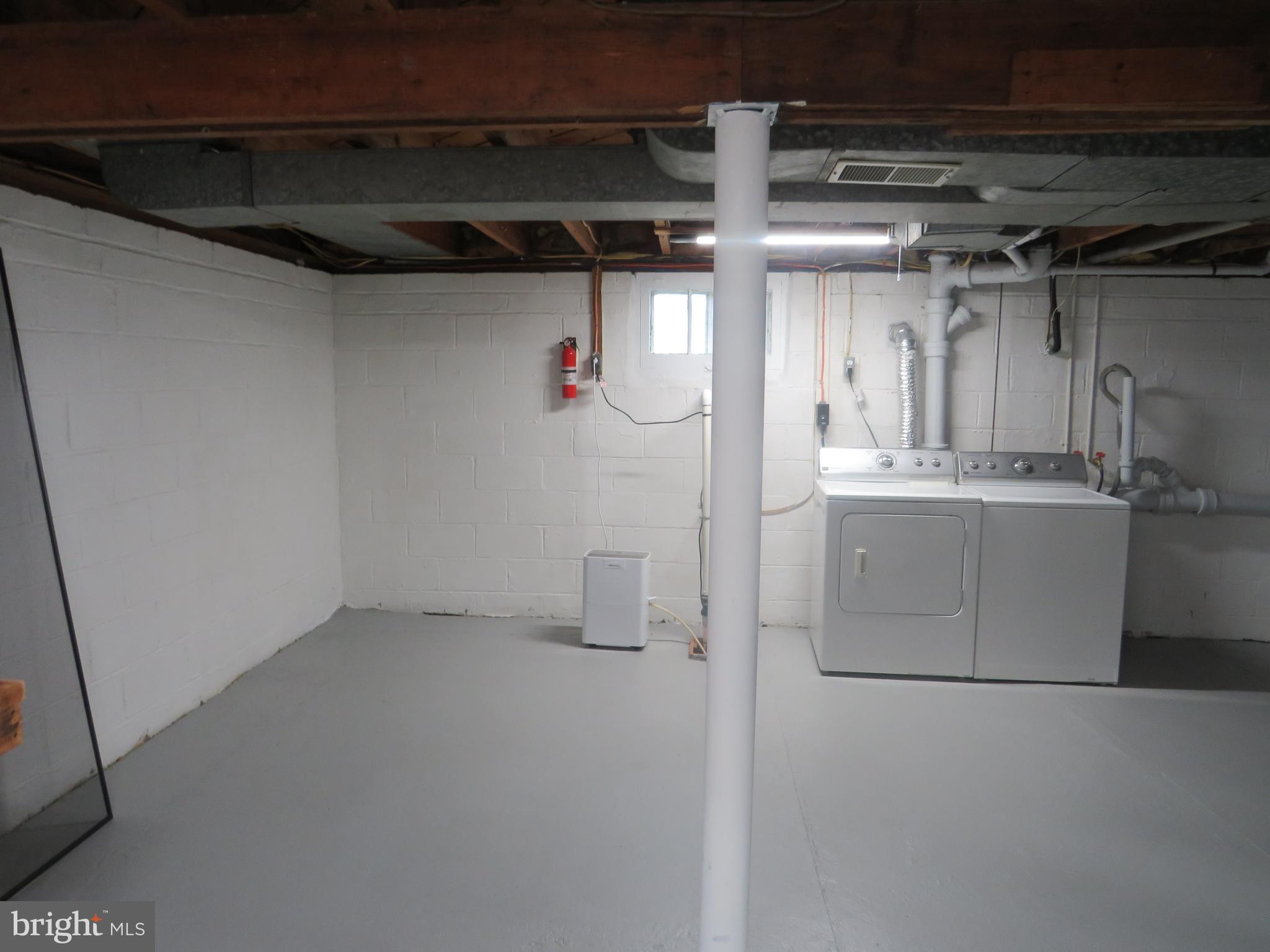 129 Central Avenue Ewing, NJ 08628 - Photo 41 of 43