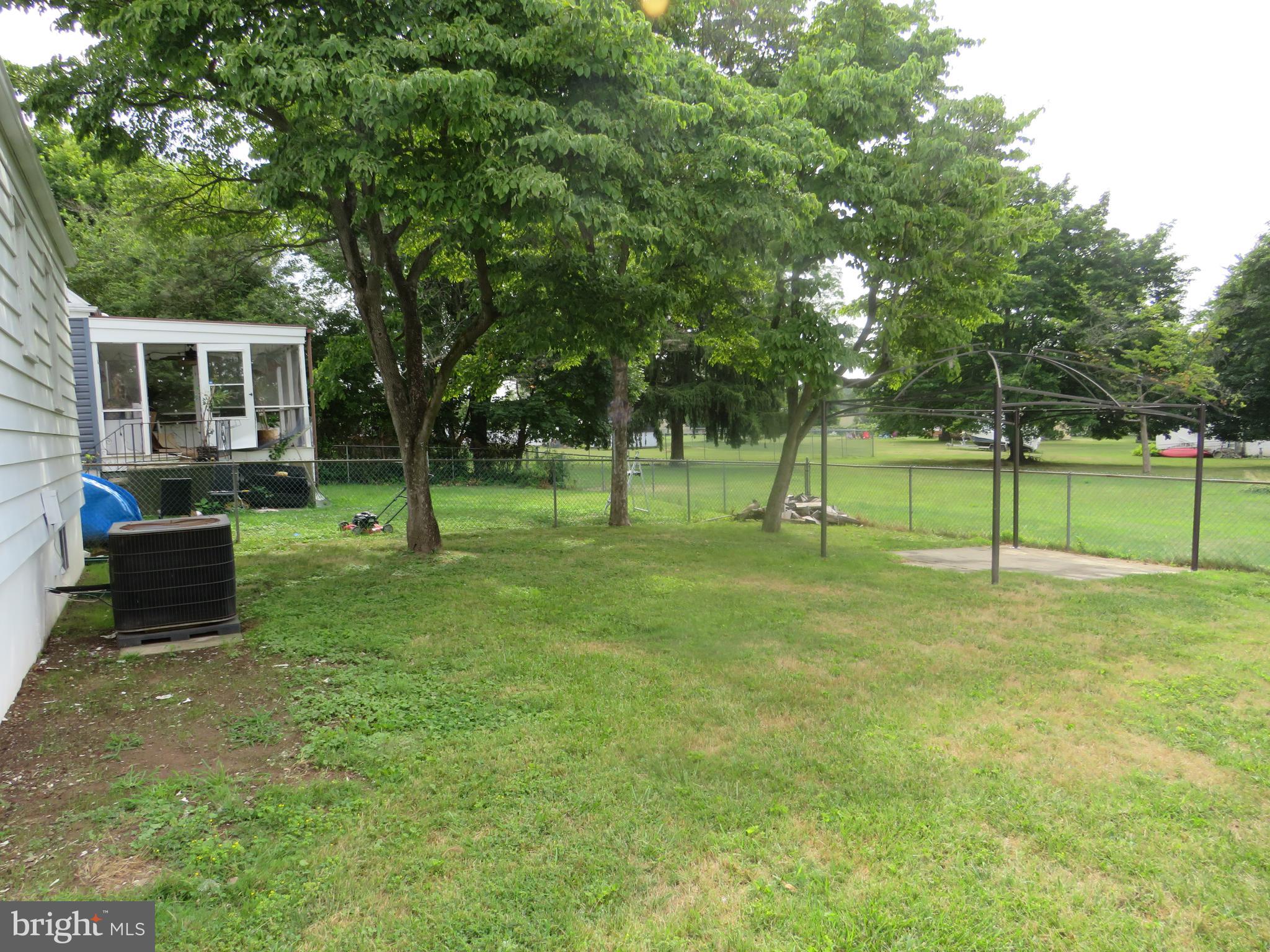 129 Central Avenue Ewing, NJ 08628 - Photo 6 of 43
