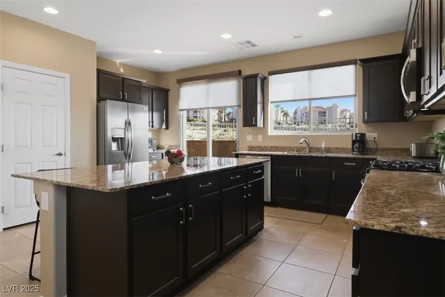 $399,990 | 2772 Brinkley Manor Street, Laughlin, NV 89029