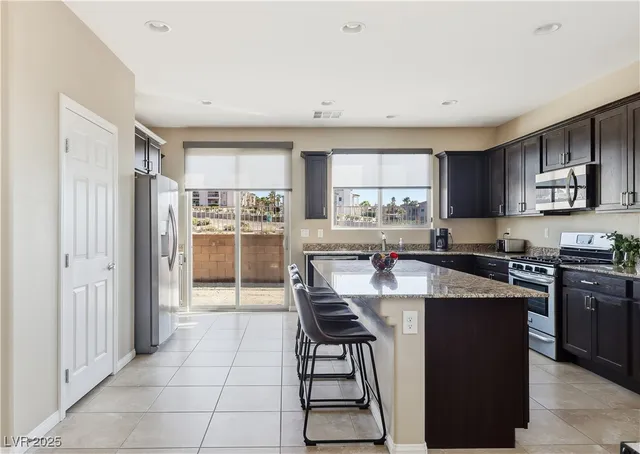 $399,990 | 2772 Brinkley Manor Street, Laughlin, NV 89029